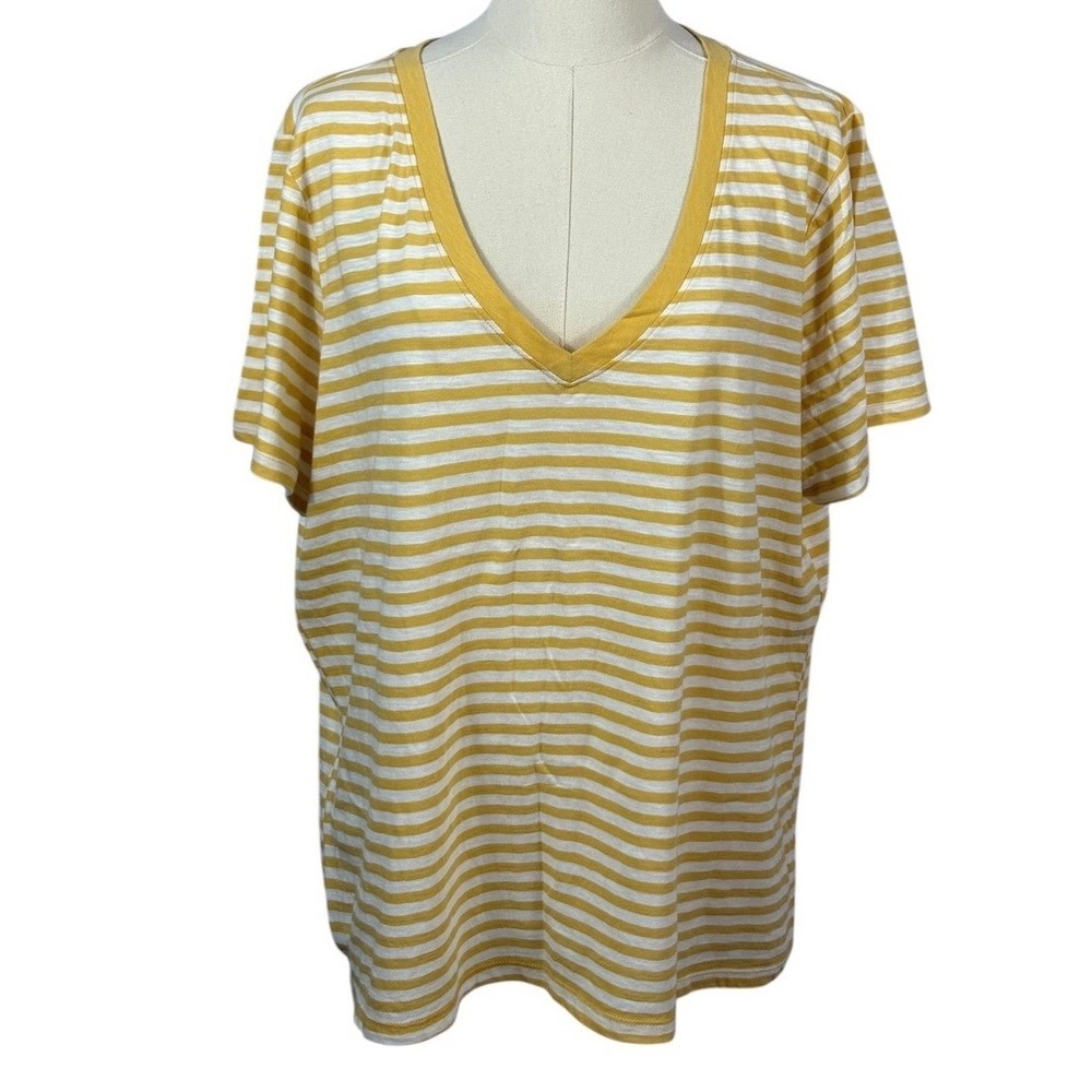 A New‎ Approach 100% Cotton White & Yellow Striped V Neck Tee (Size XXL)